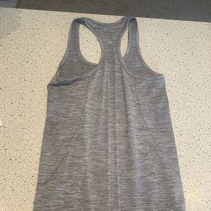 Lululemon Tank top! SOLD!